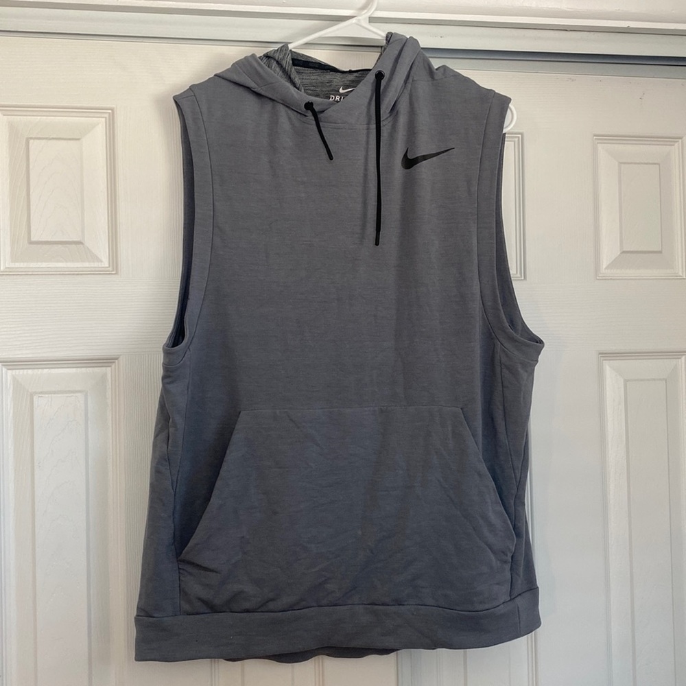 Nike dri-fit pullover